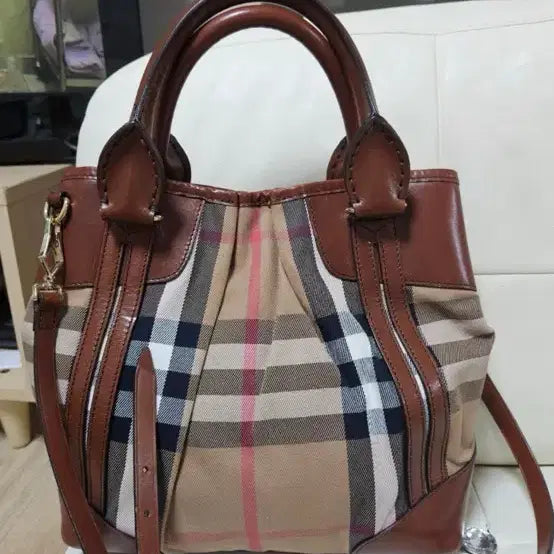 [BUNJANG] Burberry Crossbody Bag / 정품 버버리 크로스백