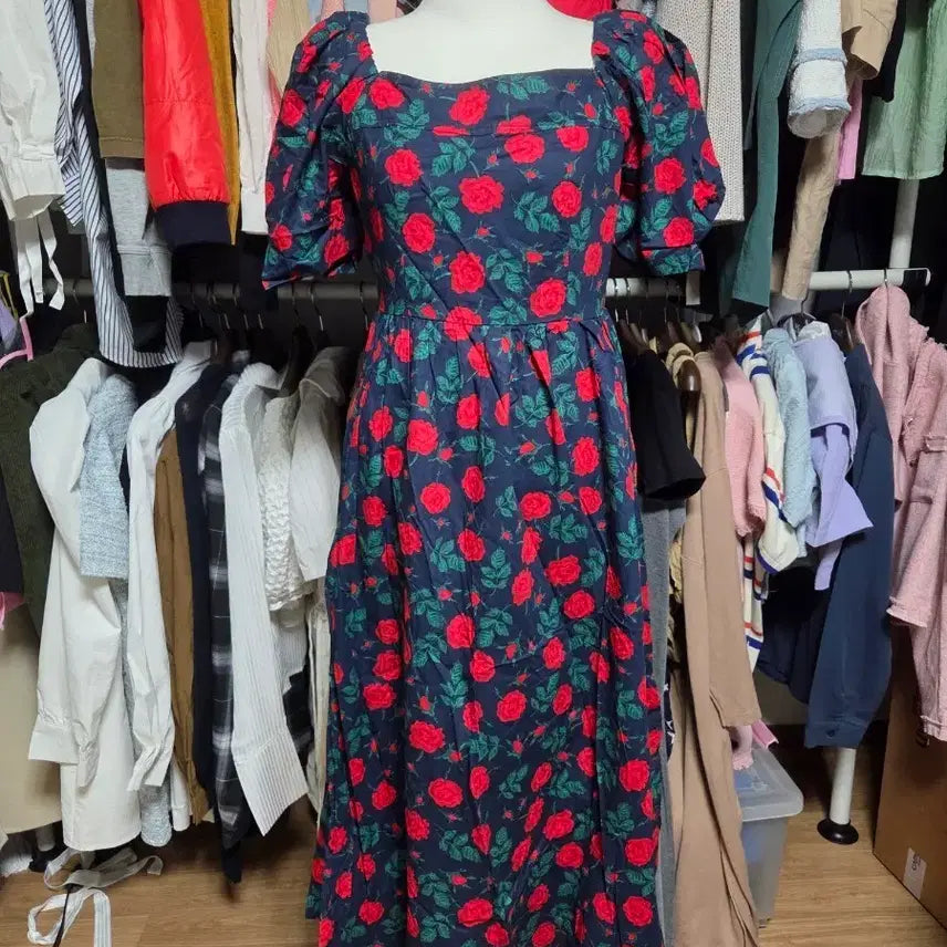 [BUNJANG] Rose Pattern Puff Sleeve Long Dress / 장미 패턴 퍼프 반팔 롱 원피스