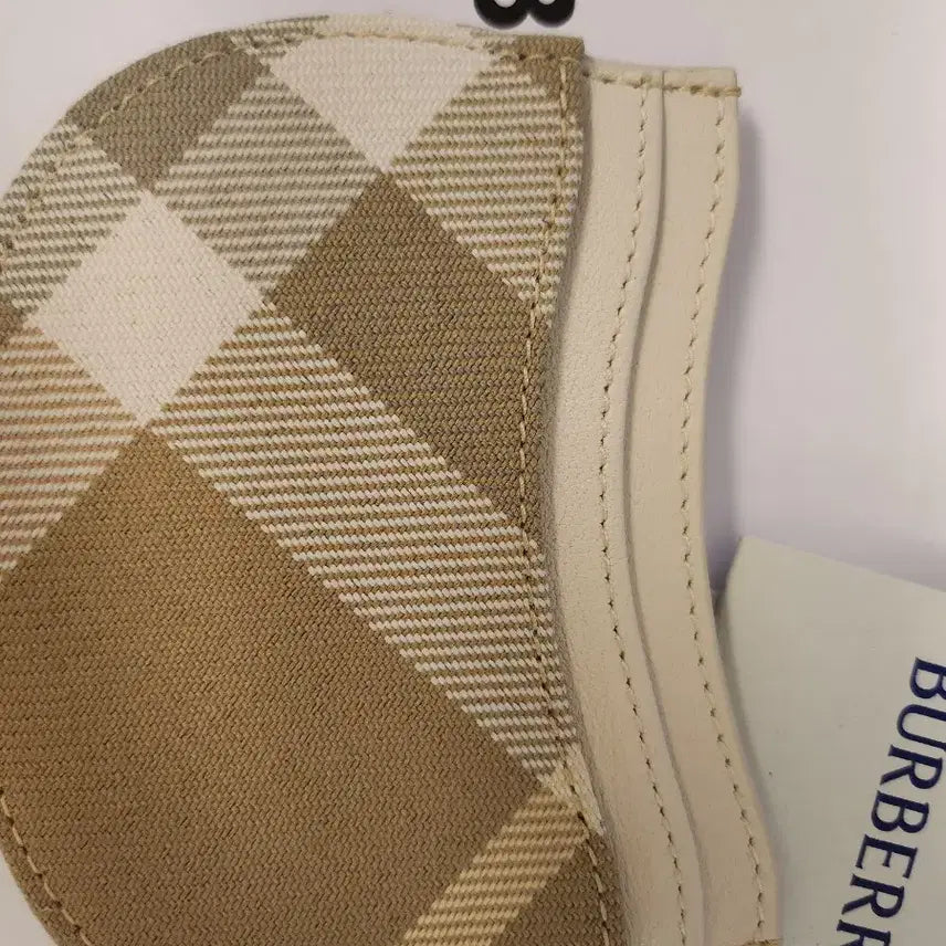 [BUNJANG] Unused Check Card Wallet / 버버리체크카드지갑(미사용)