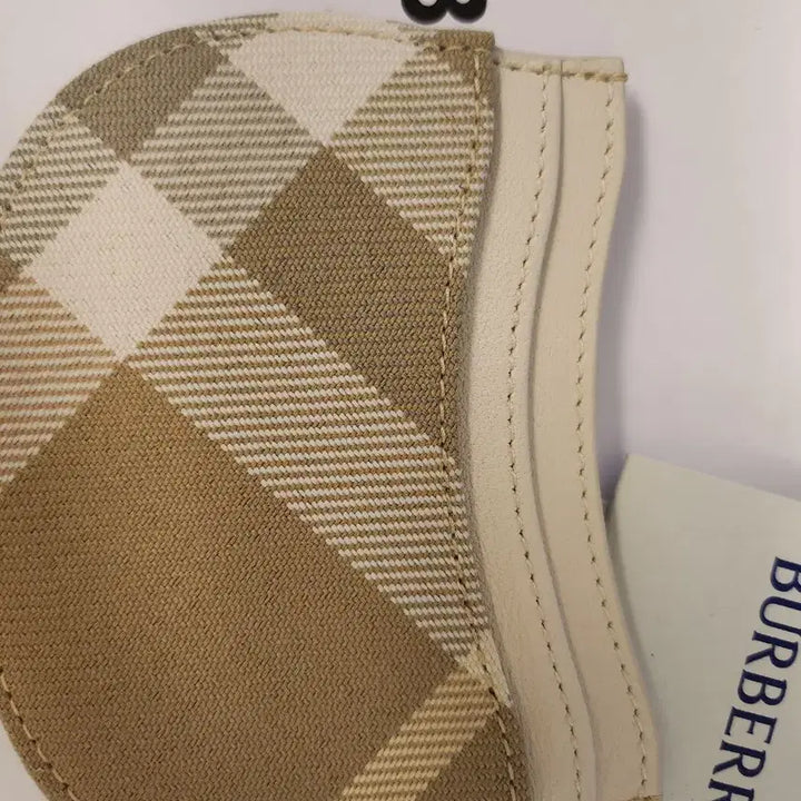 [BUNJANG] Unused Check Card Wallet / 버버리체크카드지갑(미사용)