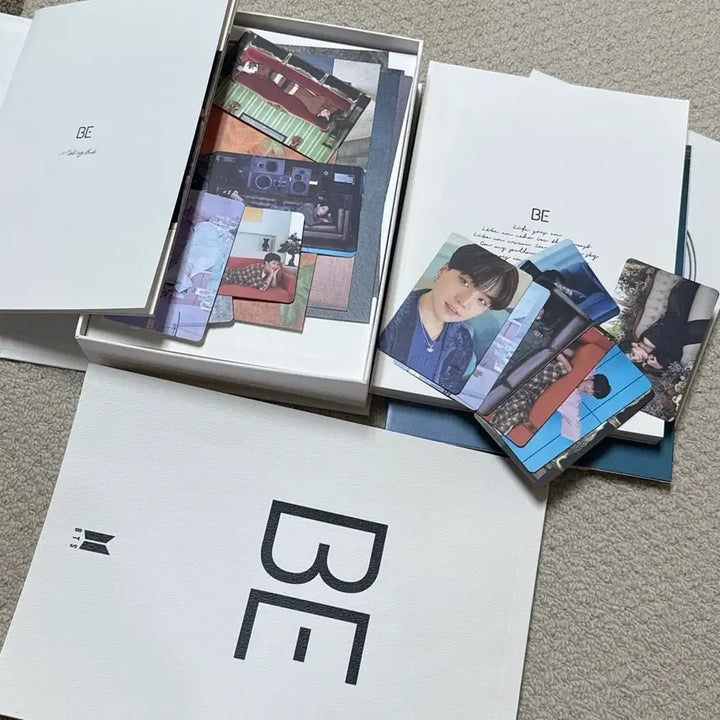 특전,포카포함) bts 방탄소년단 BE 앨범 2종류