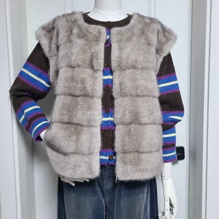 [BUNJANG] High-Quality Horizontal Mink Eco-Fur Vest / <새상품> 고퀄 호리젠탈 밍크 에코퍼 페이크퍼 베스트
