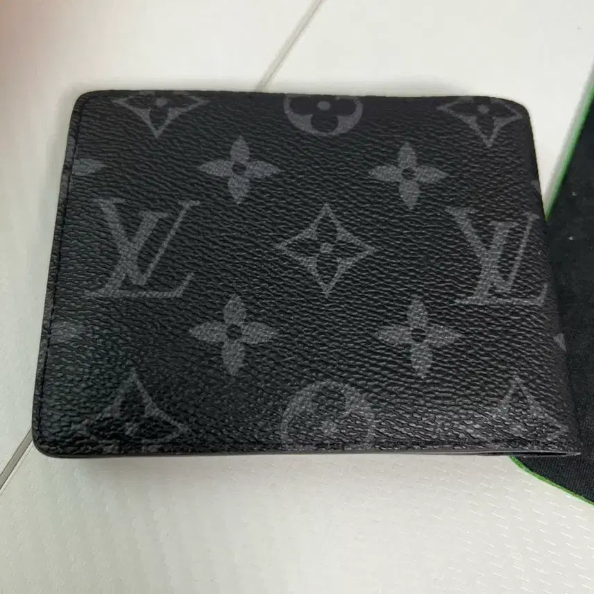 [BUNJANG] Louis Vuitton Eclipse Bi-fold Wallet / 루이비통 이클립스 반지갑 정품
