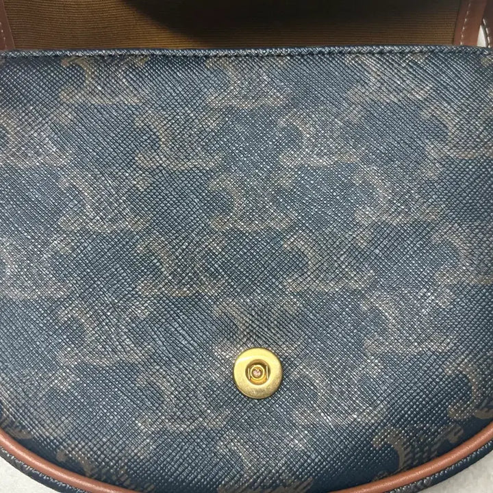 [BUNJANG] Celine Mini Besace Triomphe Canvas Bag / (정품/새상품급)셀린느 미니 베사체 트리옹프 캔버스