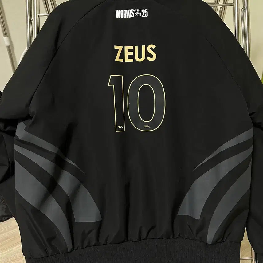 [BUNJANG] HLE Zeus Worlds Jacket (Size 95) / 25 HLE 한화생명 제우스 월즈 자켓 95