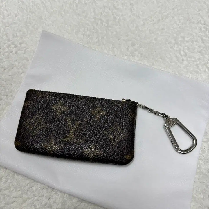 [SOLD OUT] 루이비통 모노그램 키파우치