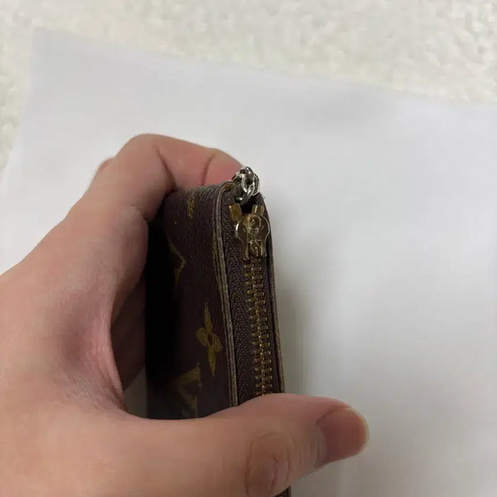 [SOLD OUT] 루이비통 모노그램 키파우치