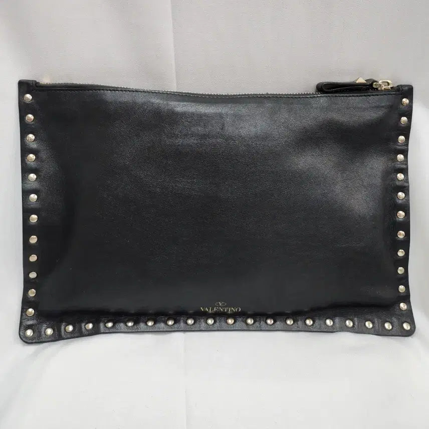 [BUNJANG] Valentino Black Studded Clutch Bag / (정품)발렌티노 블랙 스터드 클러치백