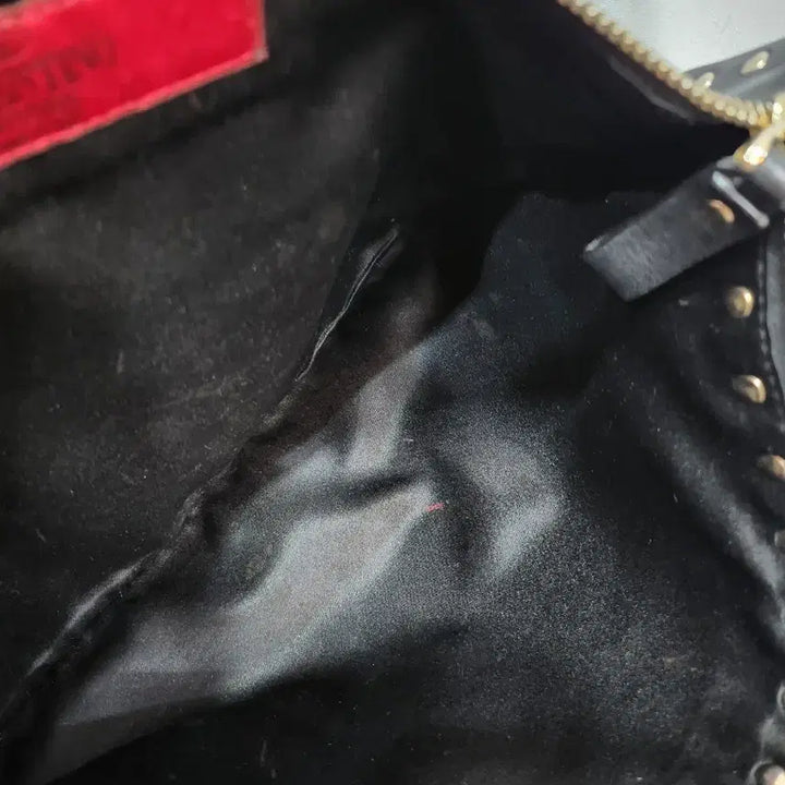 [BUNJANG] Valentino Black Studded Clutch Bag / (정품)발렌티노 블랙 스터드 클러치백