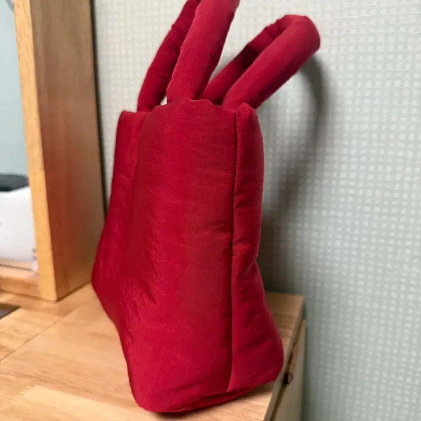 [BUNJANG] I think so Red Padded Bag Tote Shoulder Crossbody / 아이띵소 레드 패딩백 토트백 숄더백 크로스백
