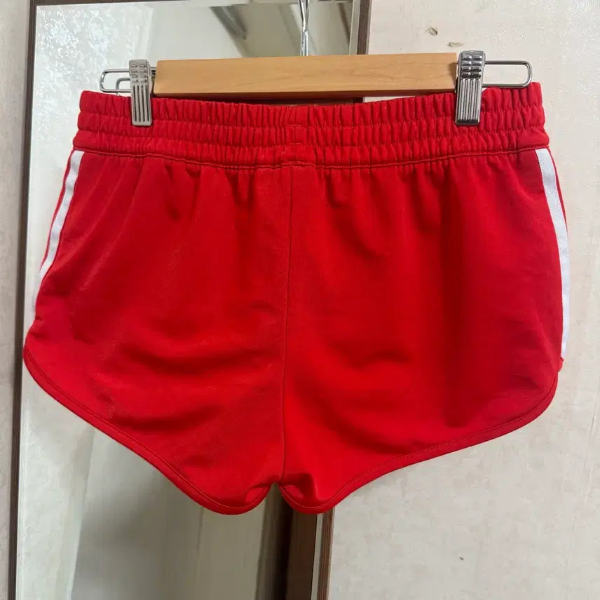 [SOLD OUT] 아디다스 트레이닝 돌핀팬츠 숏팬츠 M