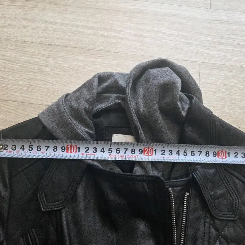 [BUNJANG] JIGOTT Lambskin Leather Hooded Jacket / JIGOTT 후드 양가죽 자켓 S-M 사이즈