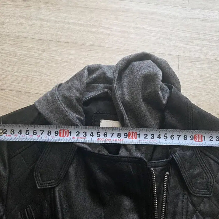 [BUNJANG] JIGOTT Lambskin Leather Hooded Jacket / JIGOTT 후드 양가죽 자켓 S-M 사이즈
