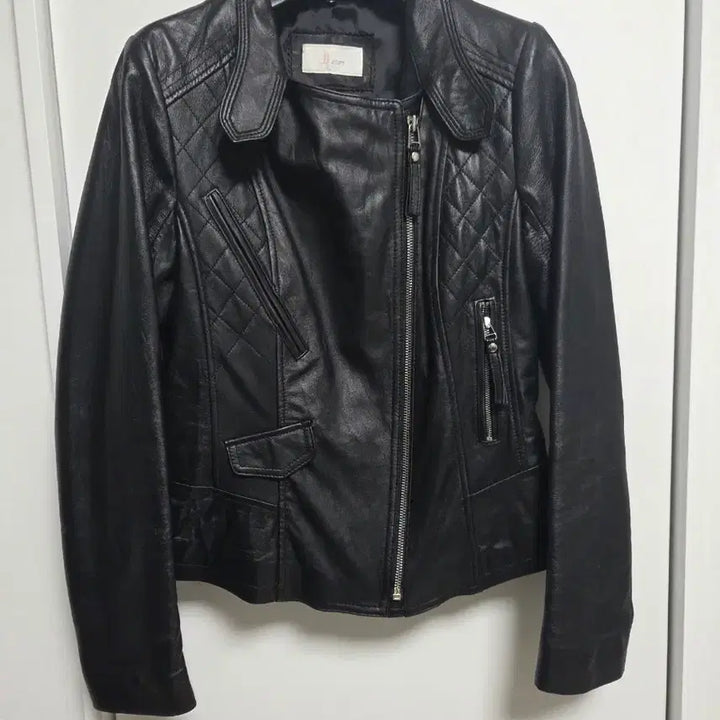 [BUNJANG] JIGOTT Lambskin Leather Hooded Jacket / JIGOTT 후드 양가죽 자켓 S-M 사이즈