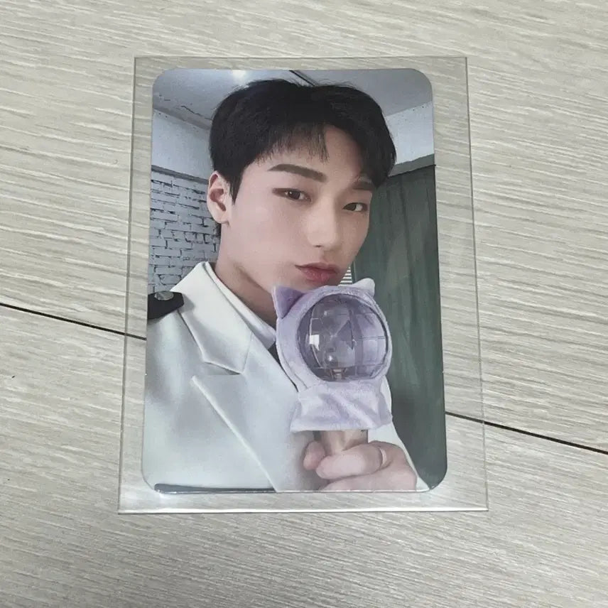 에이티즈 최산 응원봉 포카 양도