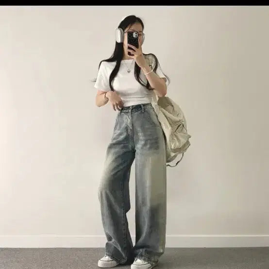 [BUNJANG] Withehuirin Vintage Washed Wide Denim Pants / 에이블리 위드후이린 빈티지 워싱 와이드 데님 팬츠
