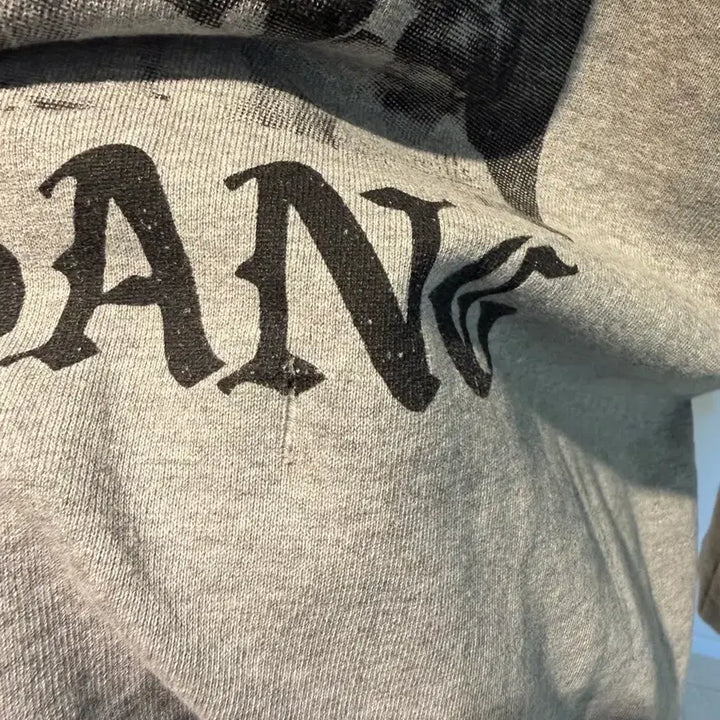 [BUNJANG] Naughty Savage Hour Gang Sweatshirt / 너티새비지 아워갱 스웻셔츠 맨투맨
