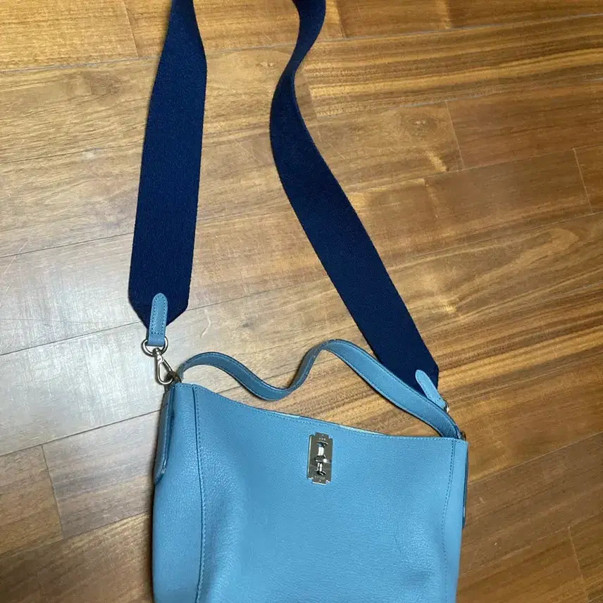 [BUNJANG] Vunque Bucket Bag / 분크 버킷가방 택포4만원