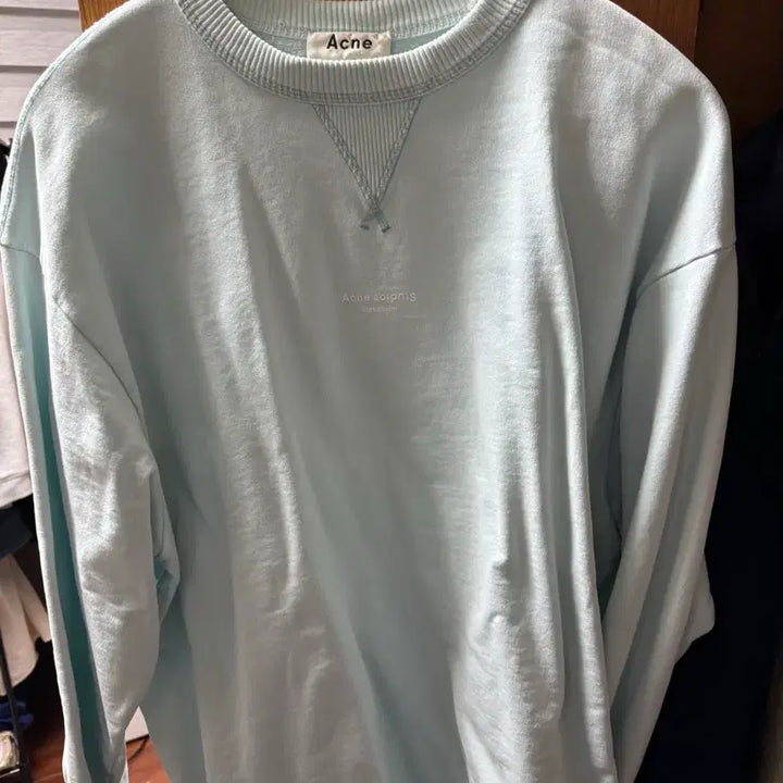 [BUNJANG] Acne Studios Sky Blue Cotton Sweatshirt / 아크네 스튜디오 스카이블루 맨투맨 M
