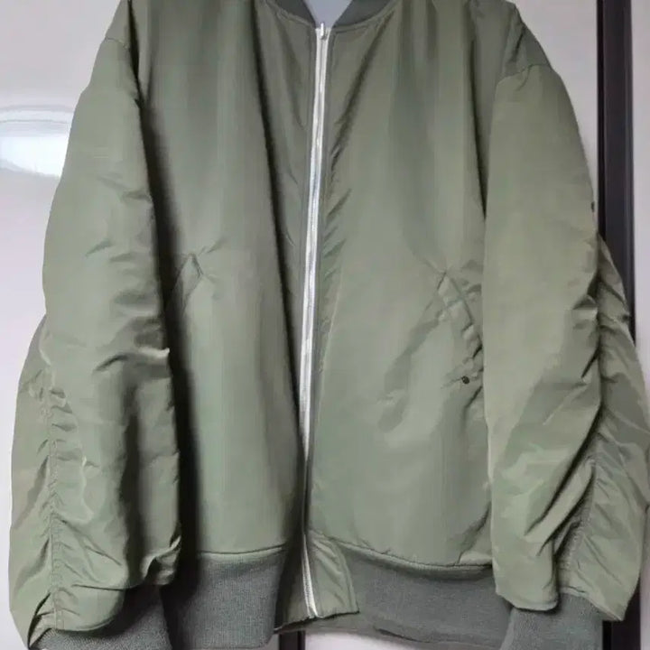 [BUNJANG] Uru Tokyo Reversible MA-1 Bomber Jacket / Uru Tokyo 리버시블 ma-1