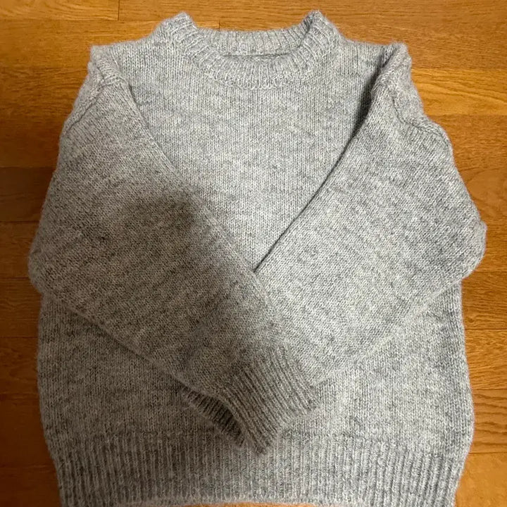 [BUNJANG] Gray Knit Sweater / 그레이 니트 팔아요