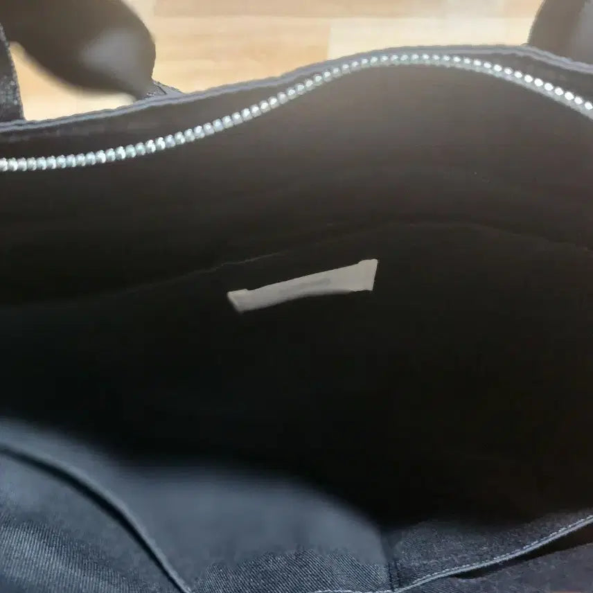 [BUNJANG] Couronne Cross Bag / 쿠론 크로스 가방 새것