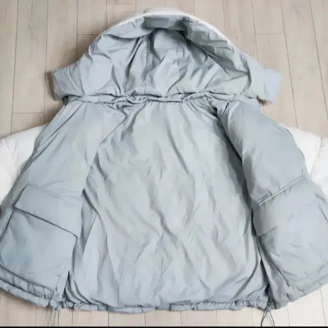 [SOLD OUT] [의류] 스파오 남성 양면 후드 숏패딩 100 L (신품급)