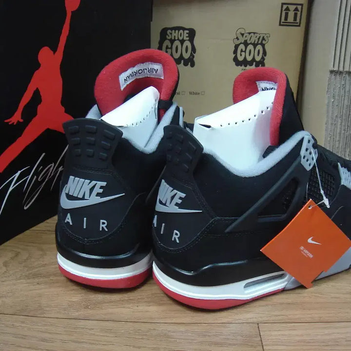 [BUNJANG] Air Jordan 4 OG Bred Sneakers / [275] 에어조던4 og 브레드 275사이즈