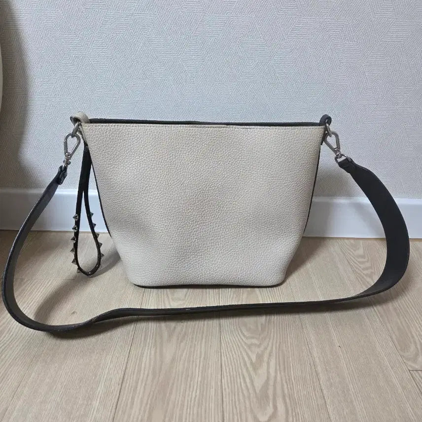 [BUNJANG] Find Kapoor Pingo Bag Black Tote Bag / Find Kapoor 핑고백 블랙 토트백(일반끈)