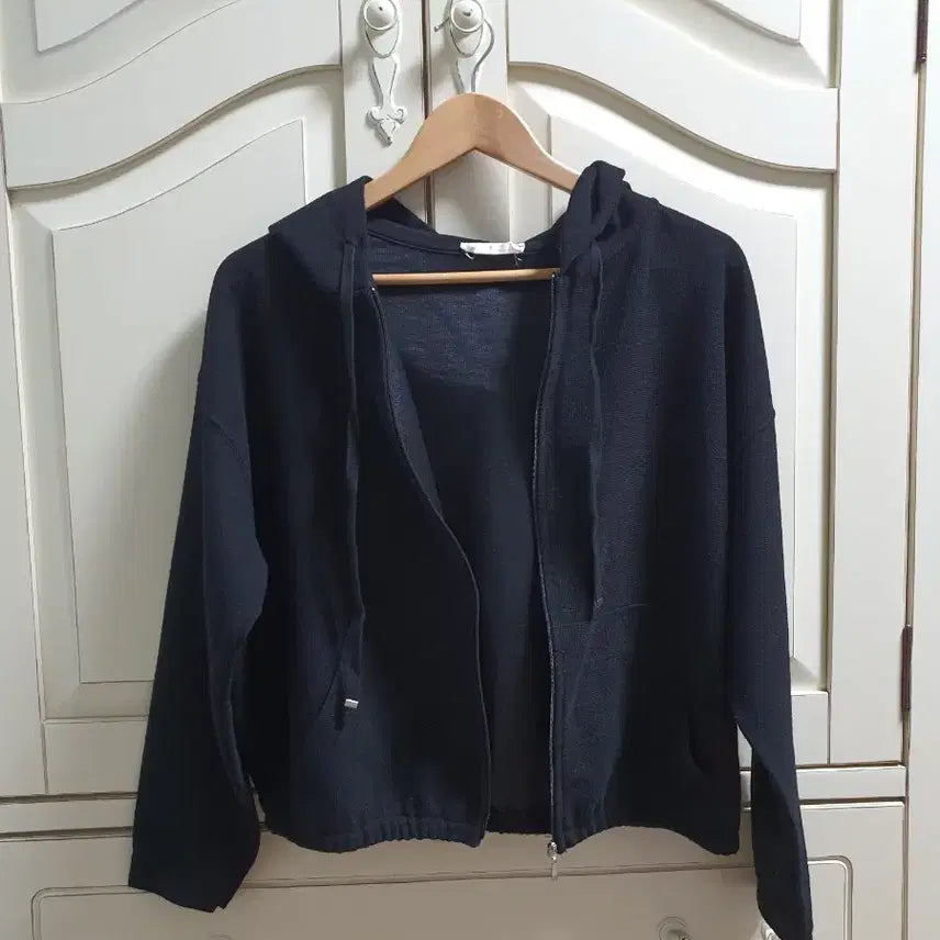 [BUNJANG] Brunch Black Hooded Zip-up / br 브런치 후드 집업 (블랙)