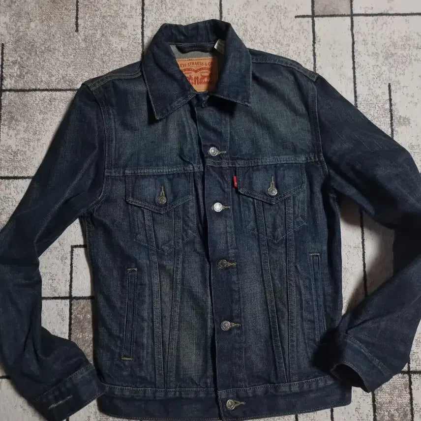 [BUNJANG] Levi's Type 3 Denim Trucker Jacket (M) / 리바이스 트러커 타입3 데님 청자켓 사이즈 M