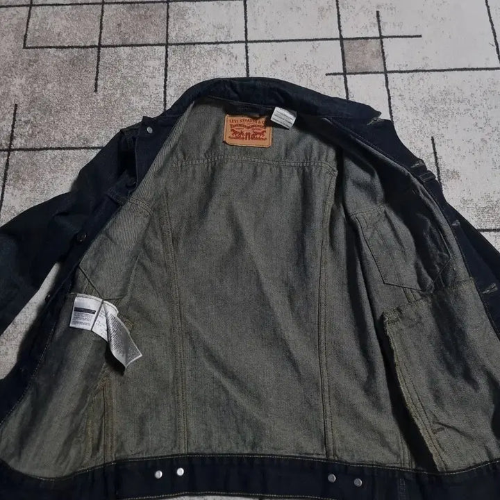 [BUNJANG] Levi's Type 3 Denim Trucker Jacket (M) / 리바이스 트러커 타입3 데님 청자켓 사이즈 M