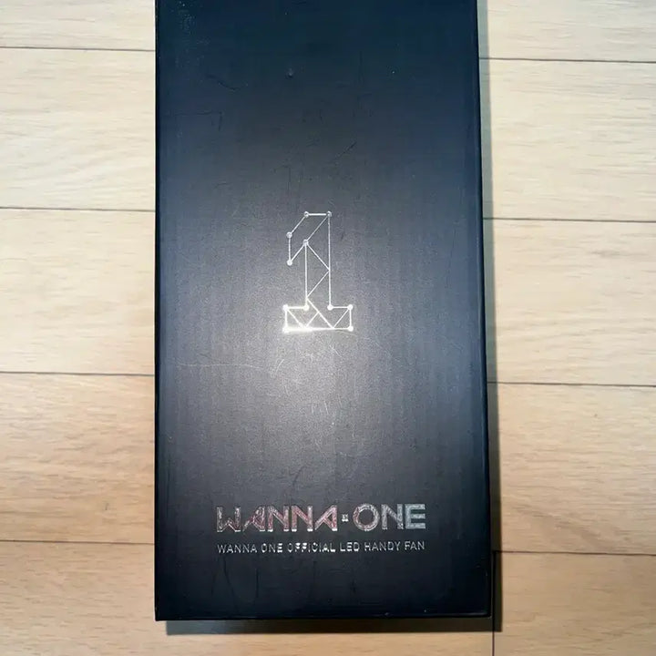 [BUNJANG] Wanna One Official Fan / 워너원 공식 선풍기