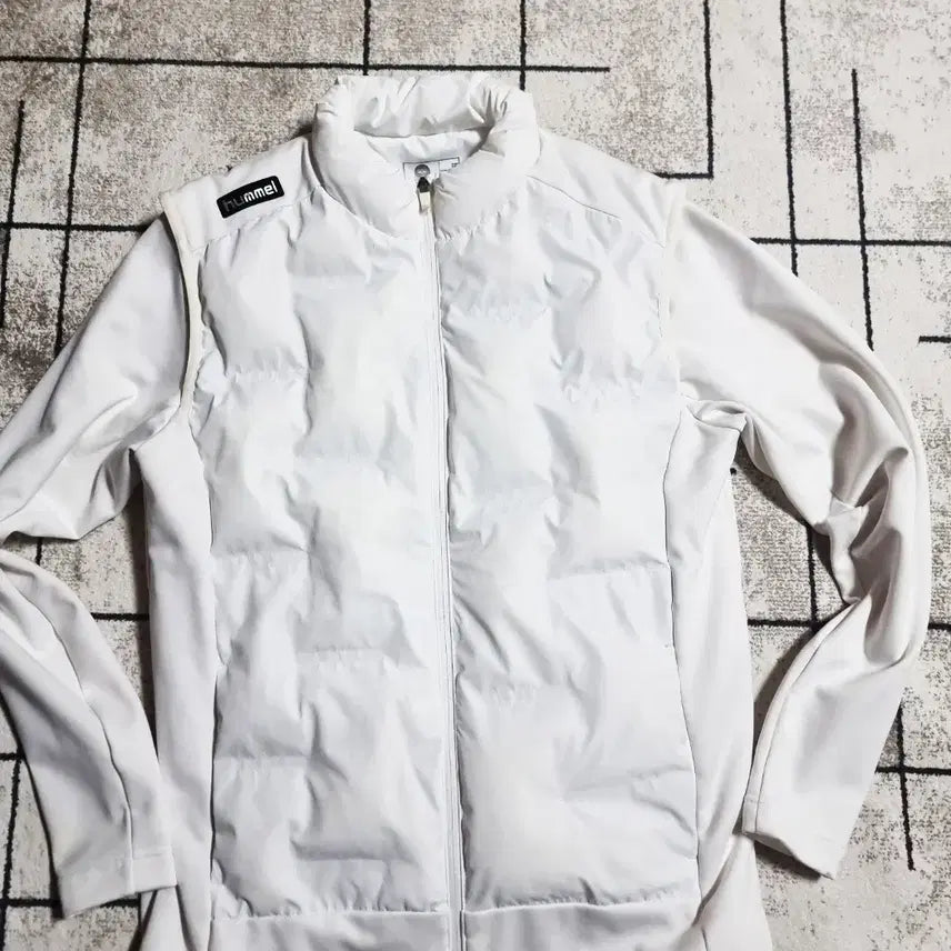 [BUNJANG] Hummel Hybrid Padded Vest White / 험멜 하이브리드 패딩 조끼 집업 런닝 축구 골프 화이트 사이즈 L~XL