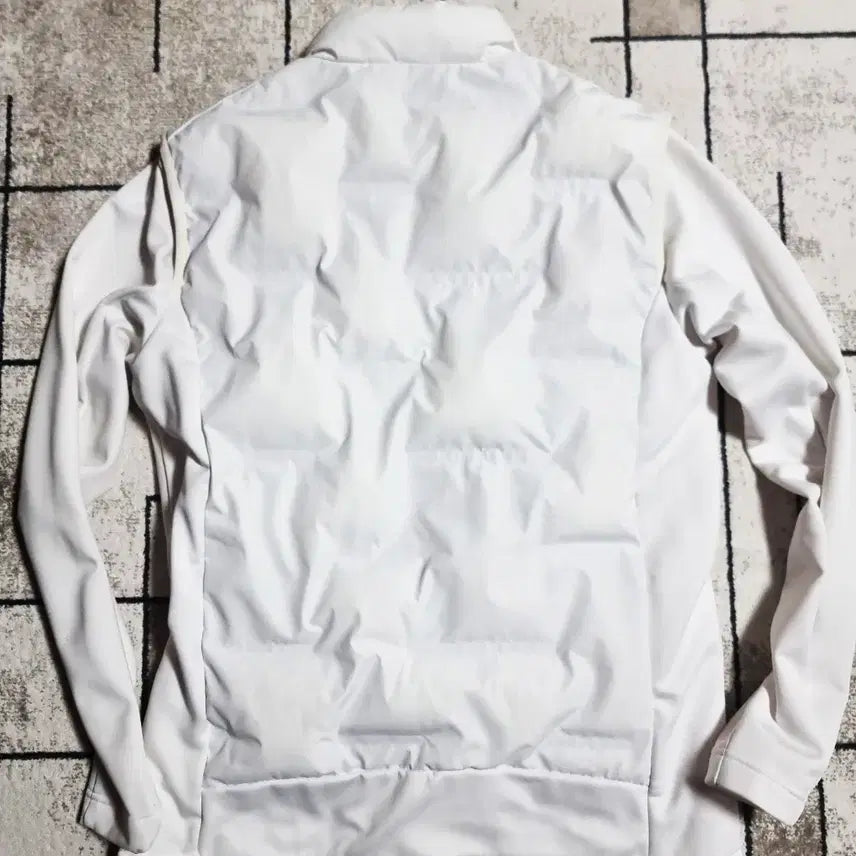 [BUNJANG] Hummel Hybrid Padded Vest White / 험멜 하이브리드 패딩 조끼 집업 런닝 축구 골프 화이트 사이즈 L~XL