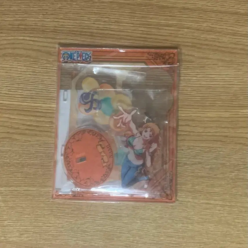 [BUNJANG] One Piece Nami Acrylic Stand / 원피스 나미 아크릴 판매