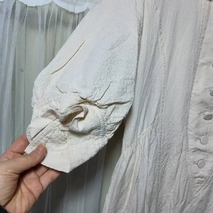 [SOLD OUT] 칼라거펠트 KarlLagerfeld 아이보리 색상의 롱 원피스