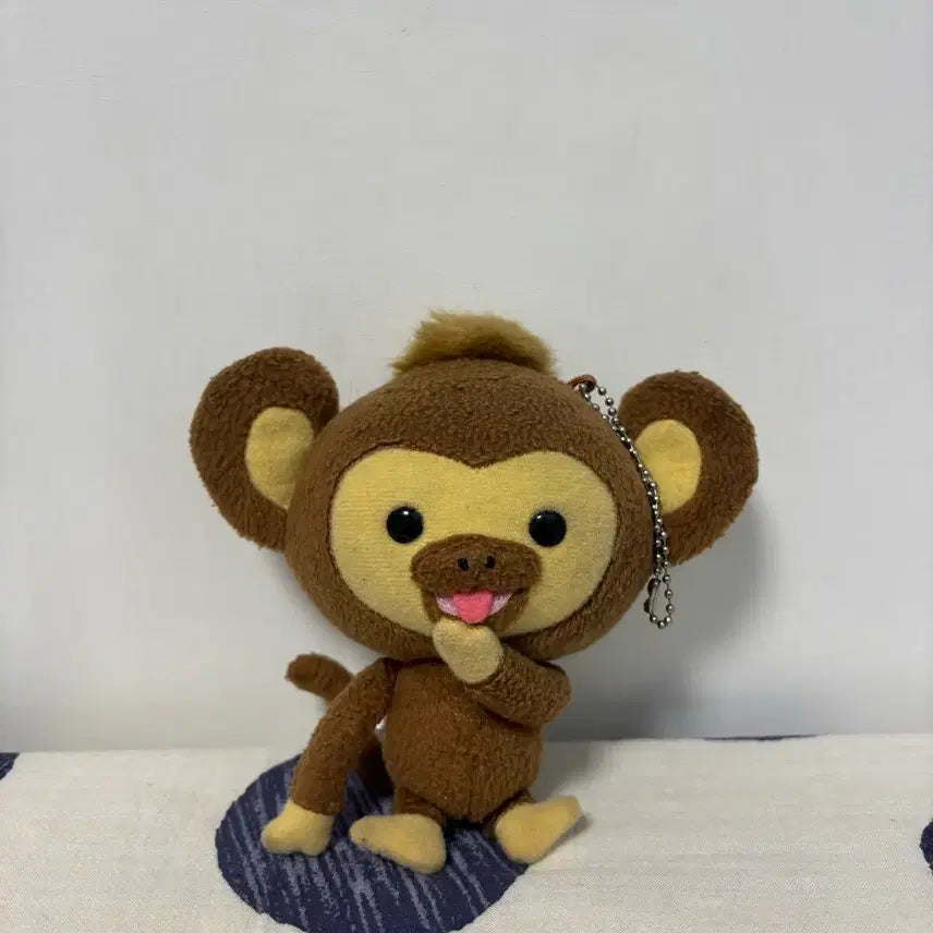 [BUNJANG] Sanrio Pankunchi Monkey Plush Keyring / 고전 산리오 판쿤치 원숭이 인형 키링