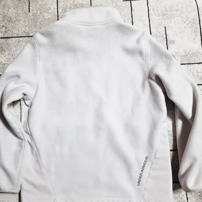 [BUNJANG] Under Armour Fleece White XL-2XL / 언더아머 기모 후리스 화이트 사이즈 XL~2XL