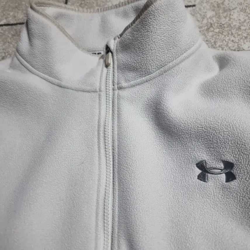 [BUNJANG] Under Armour Fleece White XL-2XL / 언더아머 기모 후리스 화이트 사이즈 XL~2XL