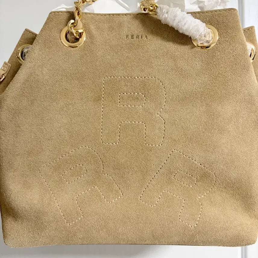 [BUNJANG] FERIA Suede Chain Shoulder Bag / 새상품)FERIA 페리아 스웨이드 체인 숄더백 토트백 태슬 장식 가방