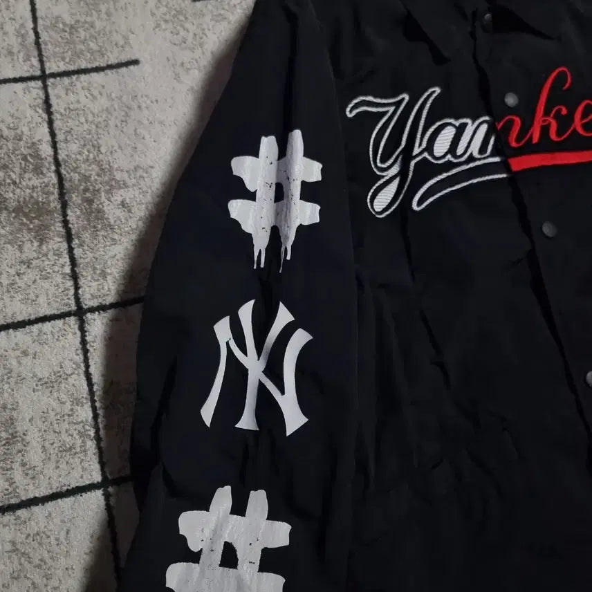 [BUNJANG] MLB X VINTRILL Varsity Black Jacket Size L / MLB X 빈트릴 콜라보 바시티 블랙 자켓 사이즈 L