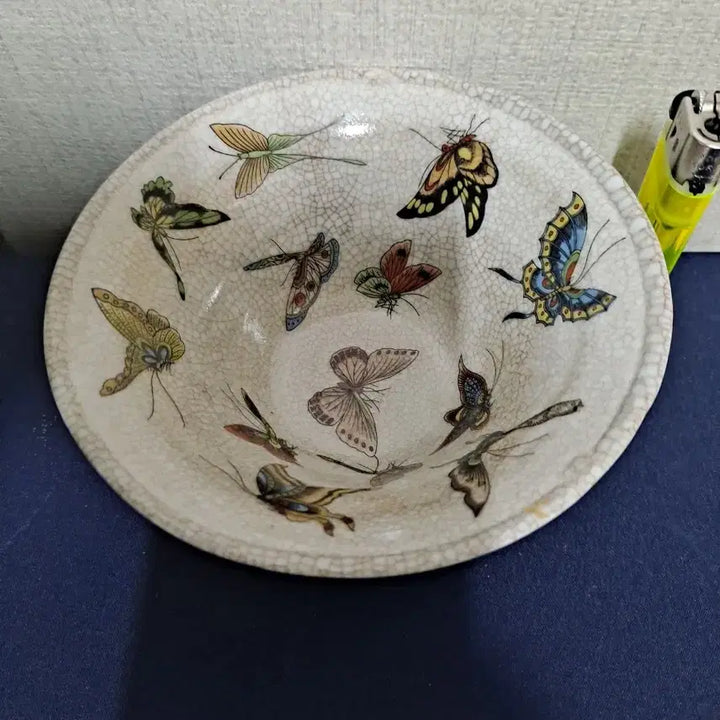 [BUNJANG] Celadon Porcelain Butterfly Painting Bowl / 