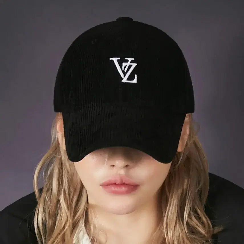 [BUNJANG] VZ Black Corduroy Ball Cap / VZ 블랙 코듀로이 볼캡