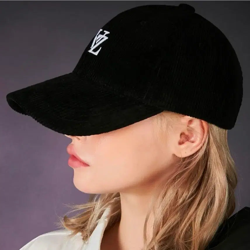 [BUNJANG] VZ Black Corduroy Ball Cap / VZ 블랙 코듀로이 볼캡