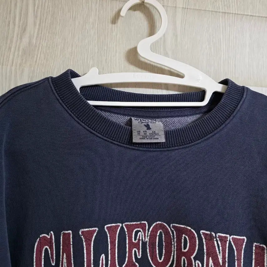 [SOLD OUT] 후아유 맨투맨