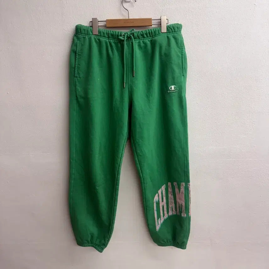 [BUNJANG] Champion Green Logo Joker Pants (L) / 챔피온 올 그린 로고 조커 팬츠 (L)