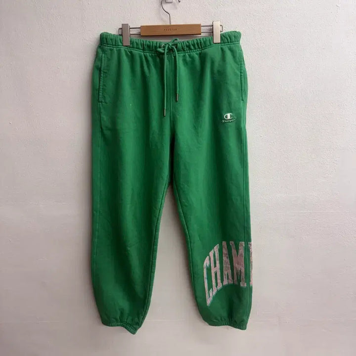 [BUNJANG] Champion Green Logo Joker Pants (L) / 챔피온 올 그린 로고 조커 팬츠 (L)