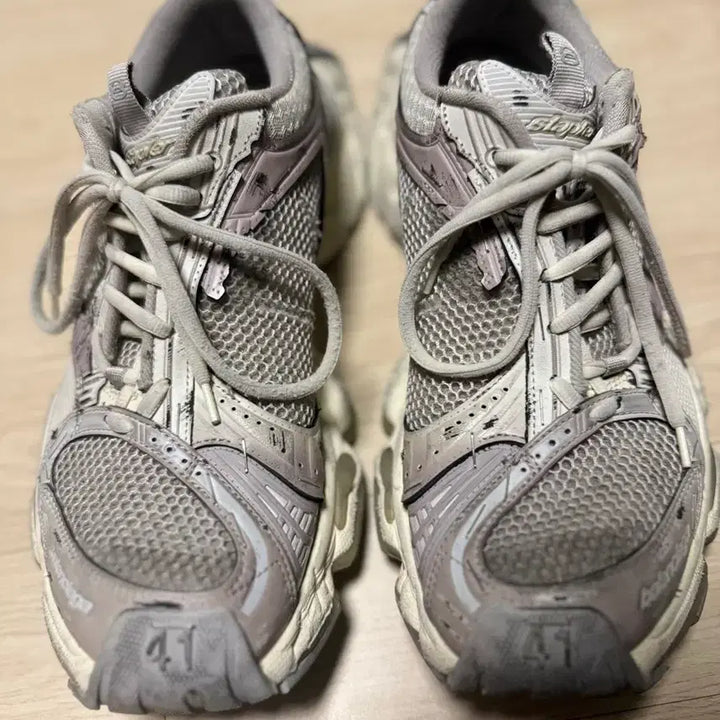 [BUNJANG] Balenciaga Stapler 41 Eggshell / 발렌시아가 스테이플러 41 에그쉘