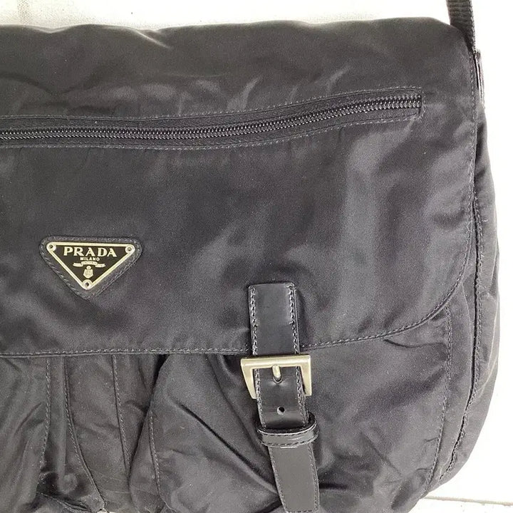 [BUNJANG] Prada Nylon Two-Buckle Crossbody Bag / [정품] 프라다 나일론 삼각 로고 투버클  크로스백